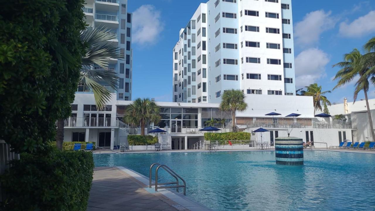 Sherry Frontenac Oceanfront Miami Beach Esterno foto
